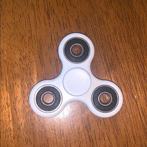Fidget Spinner - white